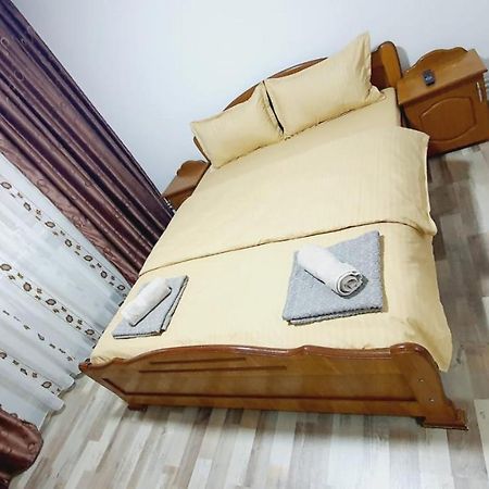 Apartamento Apartament Radoi Drobeta Turnu Severin Exterior foto