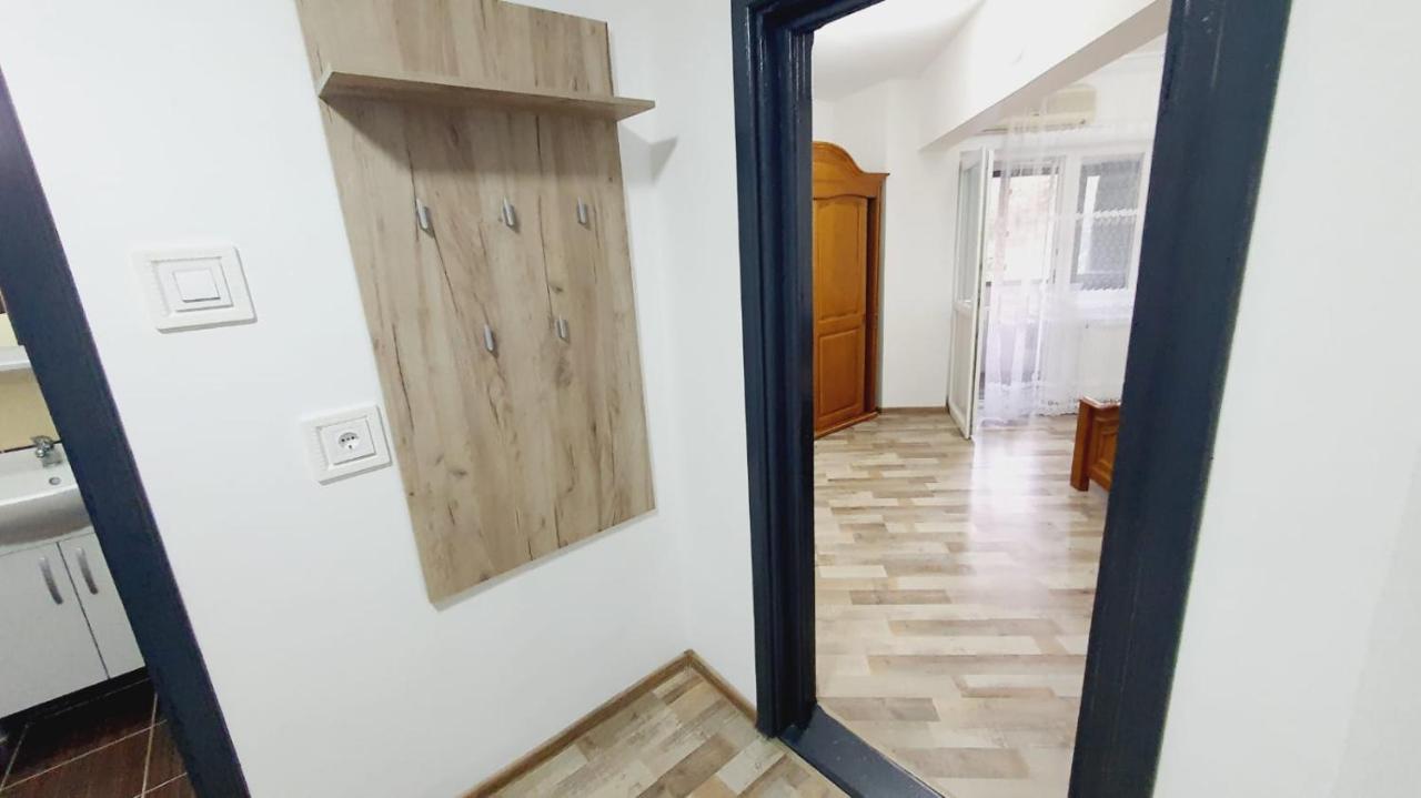 Apartamento Apartament Radoi Drobeta Turnu Severin Exterior foto