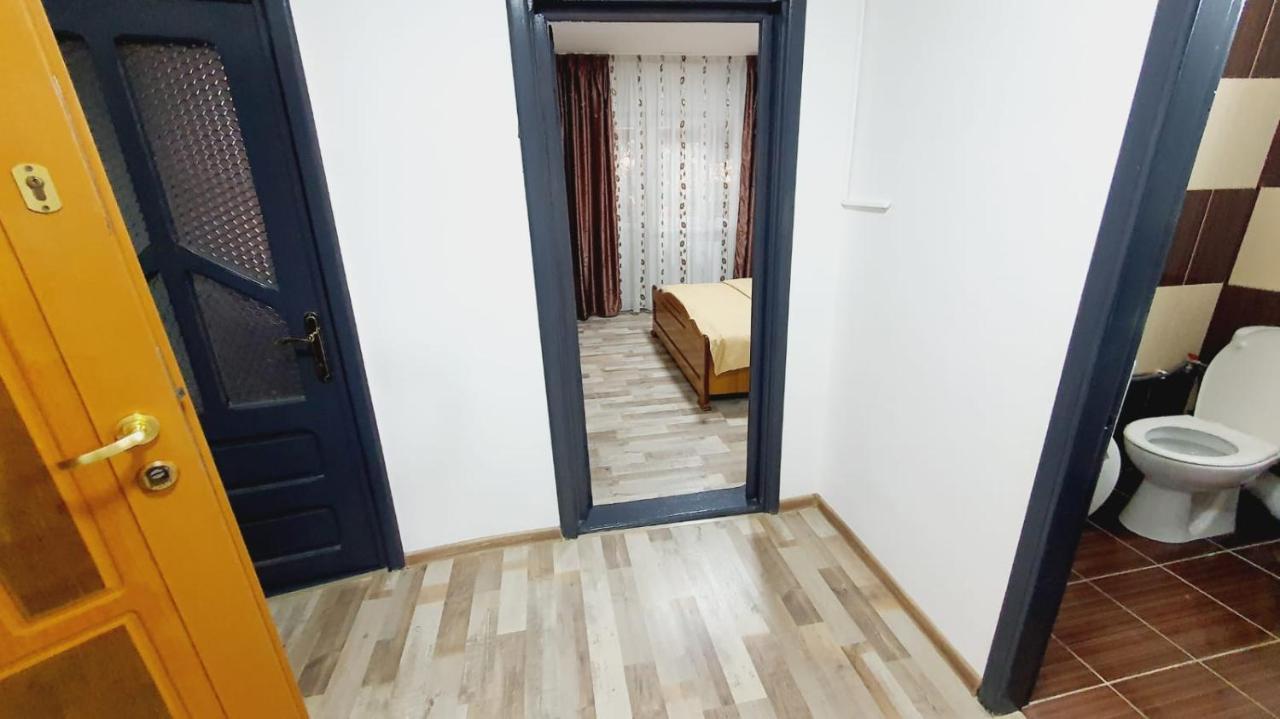 Apartamento Apartament Radoi Drobeta Turnu Severin Exterior foto